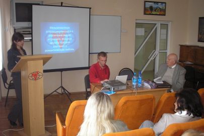 Компания «Интернет-Фрегат» презентовала Интерактивную систему моделирования интерьеров объектов производства и сервиса Южно-Российскому государственному университету экономики и сервиса